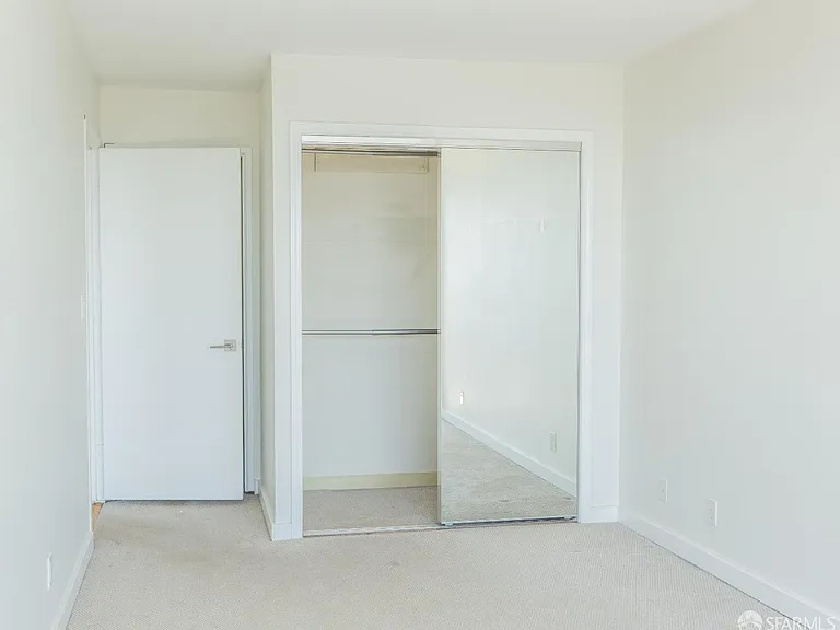 2200 Sacramento St #1401 — Photo 11
