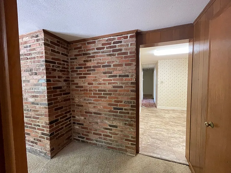 106 Silver Bluff Rd — Photo 44