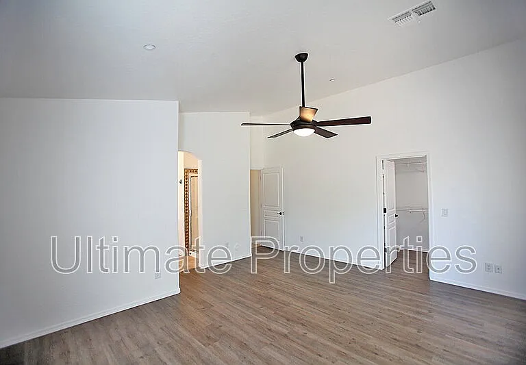 15313 N 104th Way — Photo 19