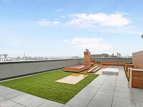 4th image of 362 McGuinness Blvd #2