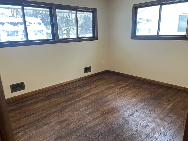 3208 Scottwood Rd — Photo 6