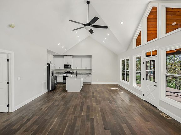 12th image of this home