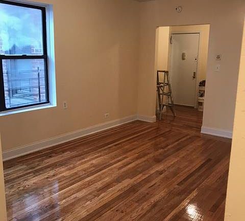2nd image of 1462 Taylor Ave APT 26