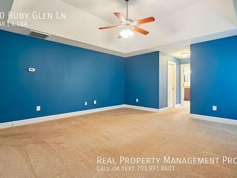 70 Ruby Glen Ln — Photo 35