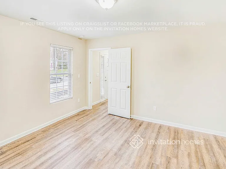 7029 Honey Tree Ln — Photo 15