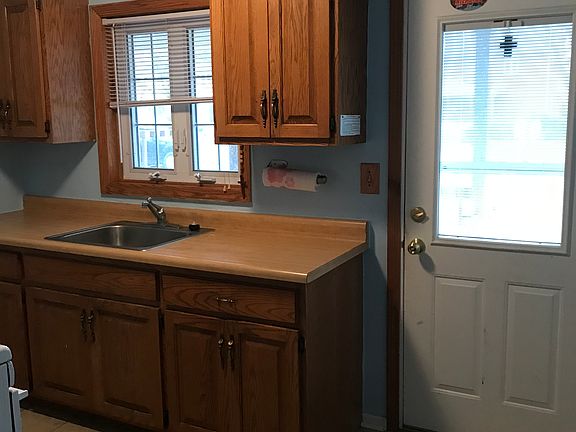 New door w/blinds in pane