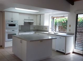 7232 Kuaehu St, Honolulu, HI 96825