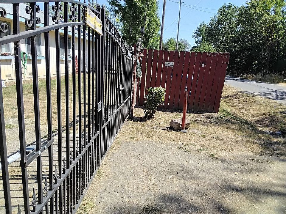 2nd image of 4474 Sunland Ave