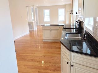 107 Union St, Weymouth, MA 02190