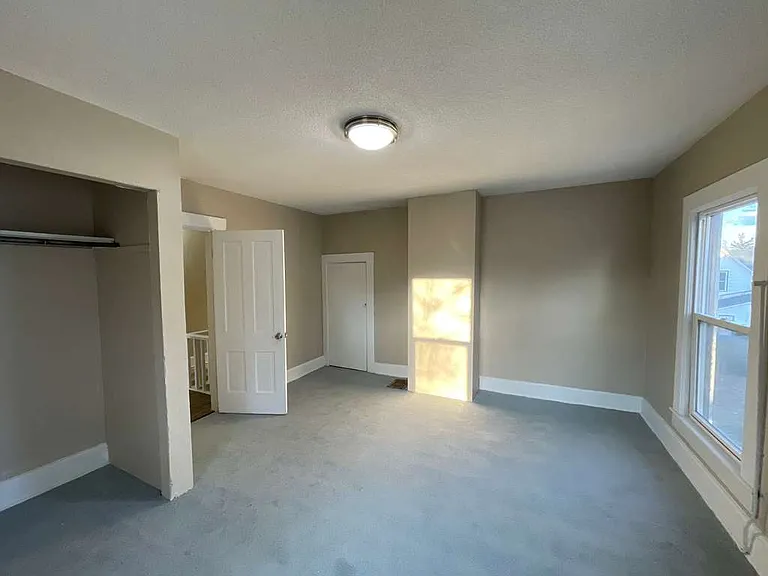217 N West Ave — Photo 9