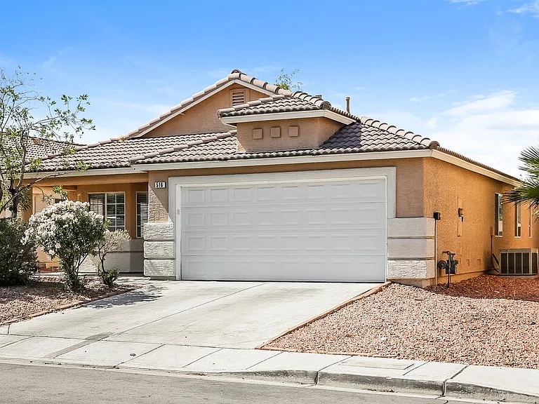 516 Shallow Mist Ct — Photo 3