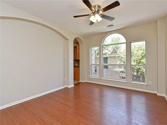 5th image of 5232 Texas Bluebell Dr