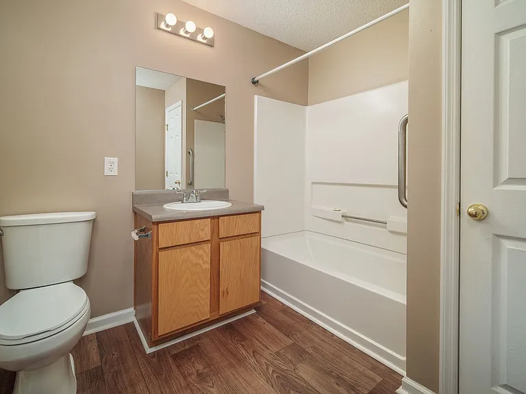710 Midway St NW — Photo 12