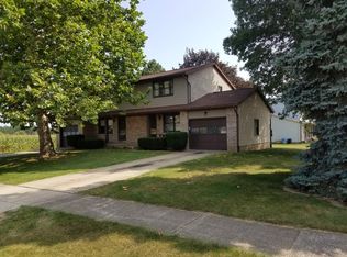 906 Joseph St #DUPLEX, Louisville, OH 44641