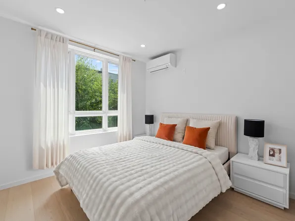 366 Harman Street image 49 of 54