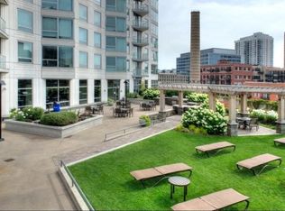 305 N Canal St #PGM100, Chicago, IL 60606