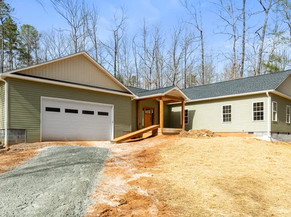 378 Dynamite Rd, Tamassee, SC 29686