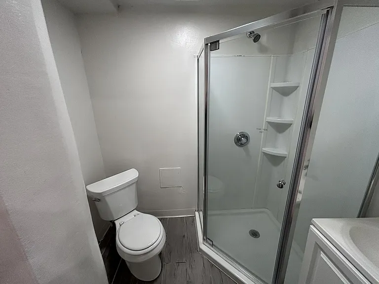 930 Sutter Street — Photo 11