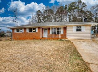 1924 Mural Cir, Morrow, GA 30260