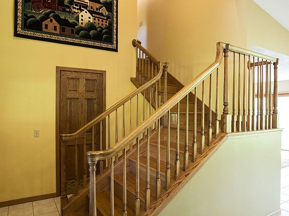 5th image of 1415 Lakeside Dr