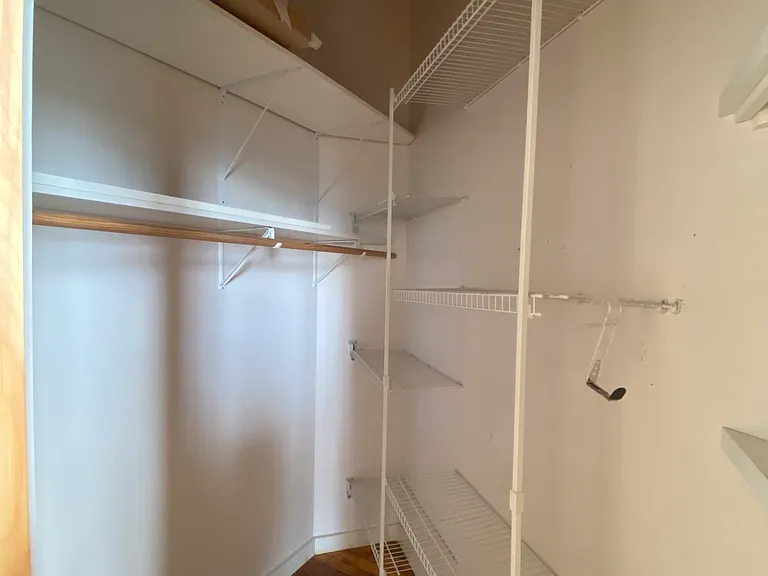 28 Bayley St #403 — Photo 8