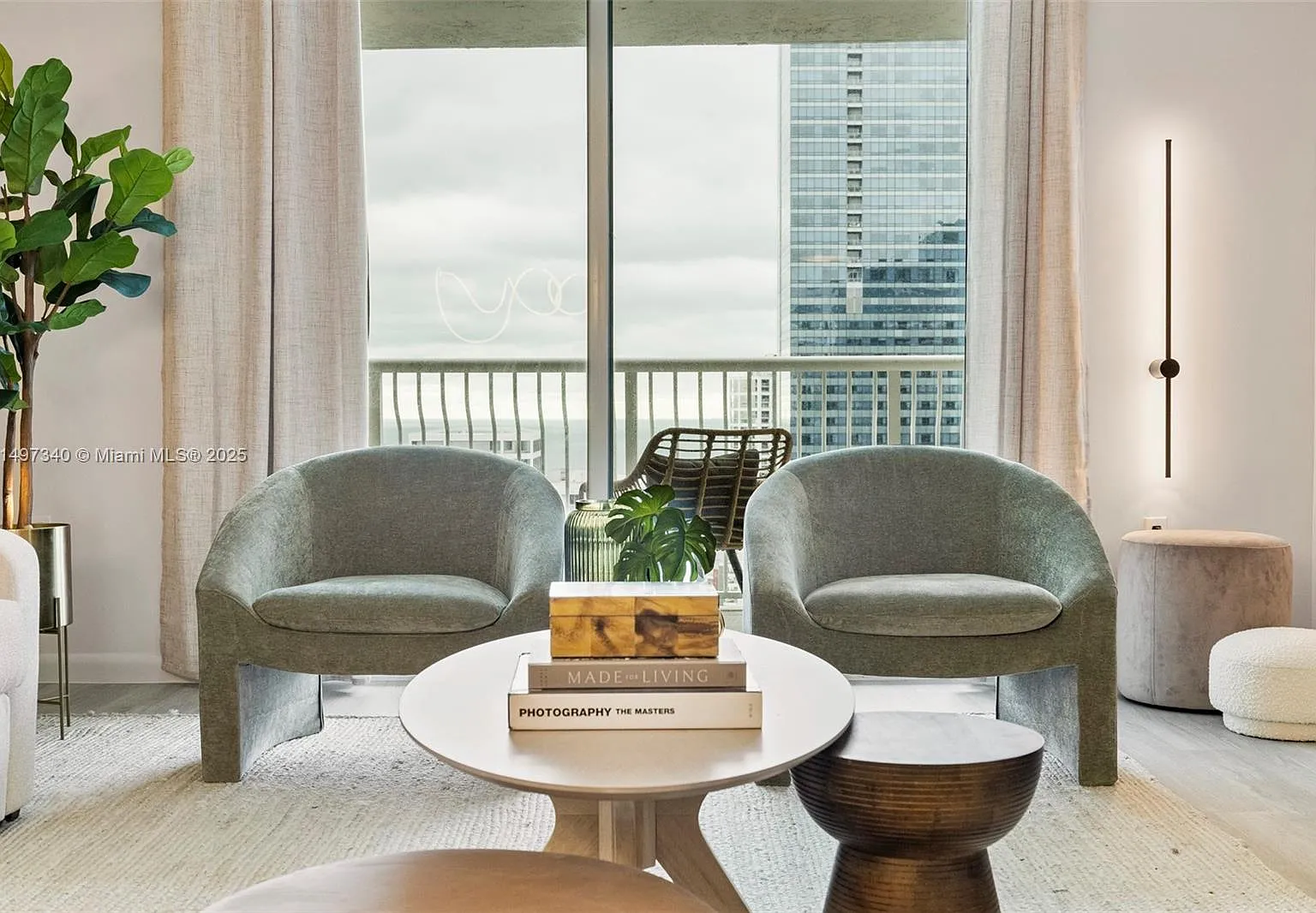 The Club At Brickell Bay — Photo 3