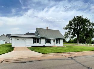 337 E Carnahan St, Holyoke, CO 80734