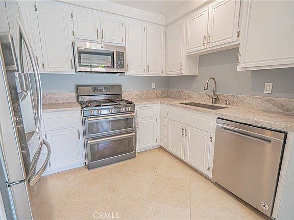 3rd image of 25713 Vista Fairways Dr