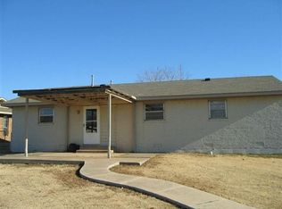 141 SW 68th St, Lawton, OK 73505