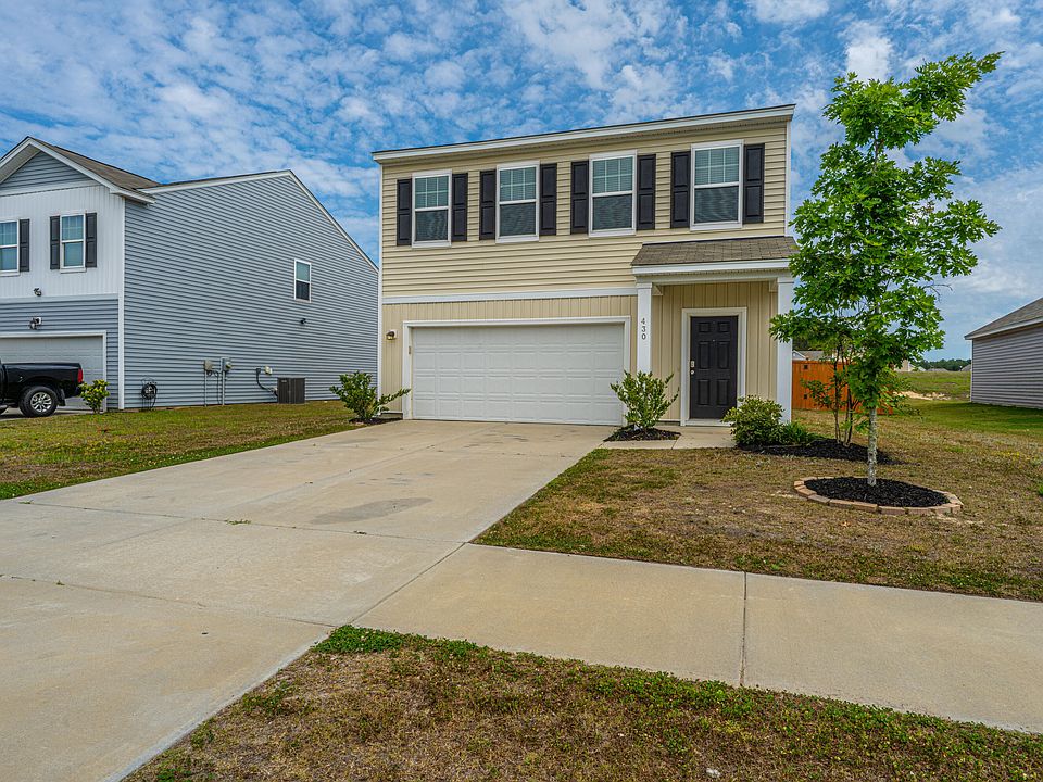 1st image of 430 Pender Woods Dr