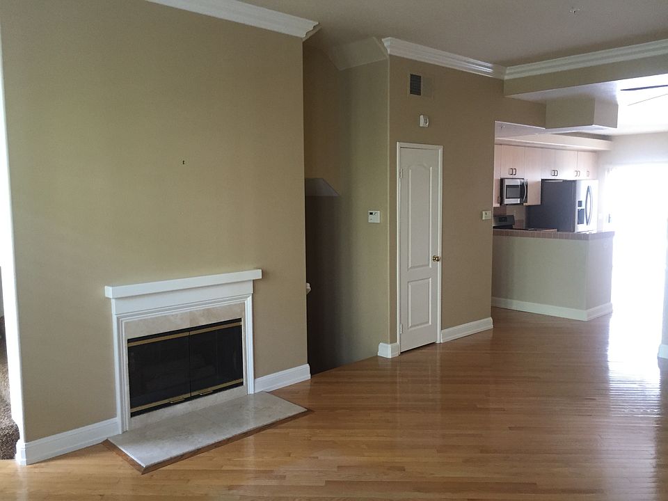 2nd image of 88 Montana Del Lago Dr