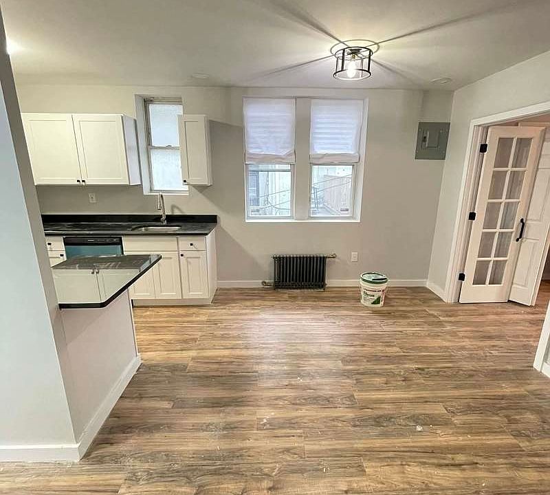 1st image of 258 Halsey St #B