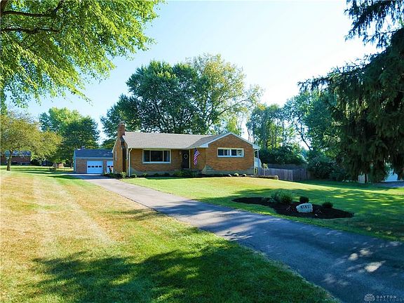 2nd image of 4142 Middlebrook Dr