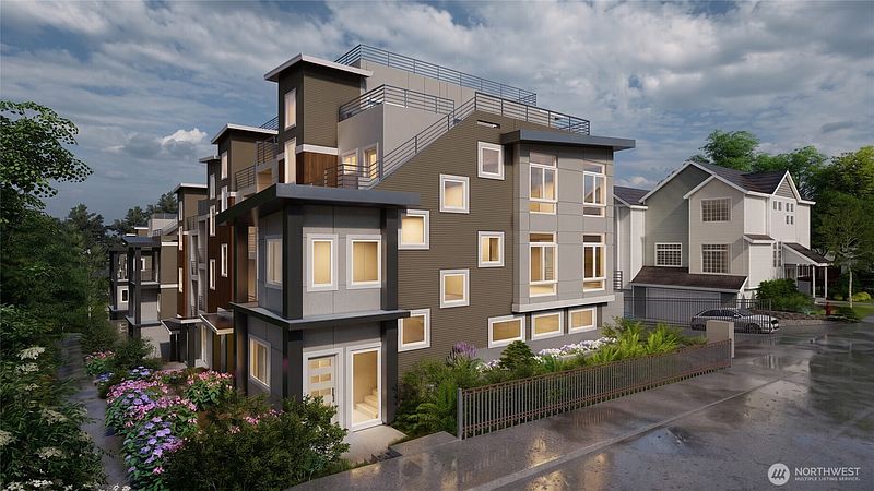 4th image of 957 Aberdeen Avenue NE