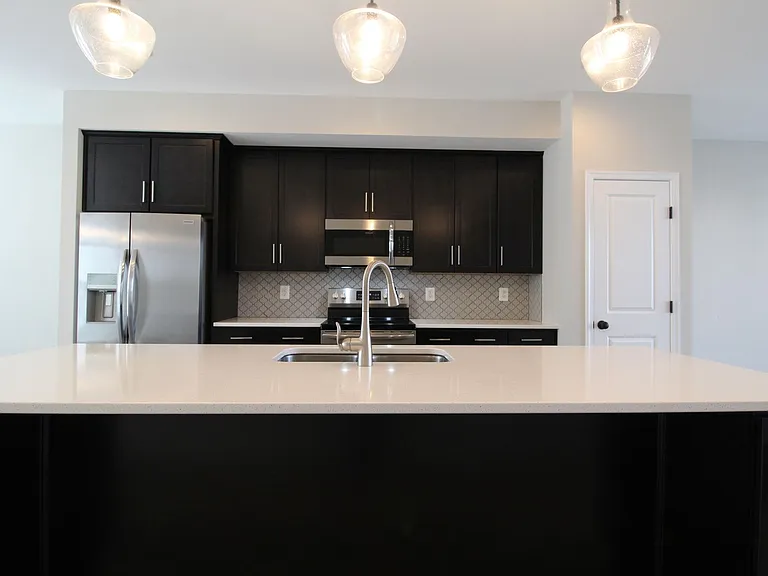 3424 Monterey Dr — Photo 13
