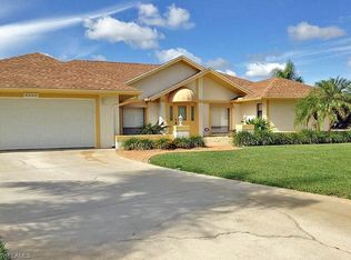 9662 Moonlit Ct, Naples, FL 34109