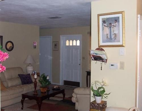 4th image of 416 Boger Blvd