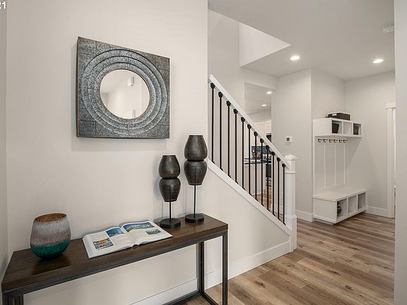 3rd image of 4026 SE Swoveland Ct #19