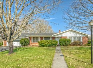19351 Oakwood Dr, Abingdon, VA 24211
