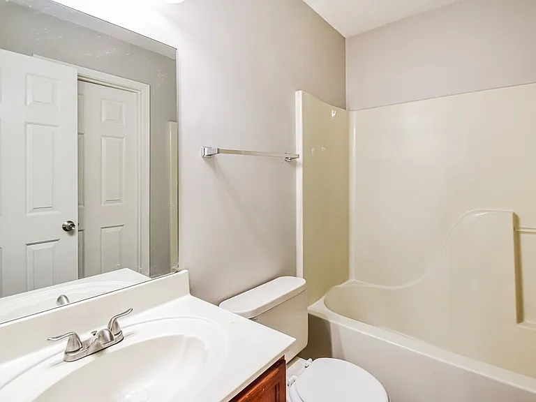 4506 Shadow Hollow Dr — Photo 11