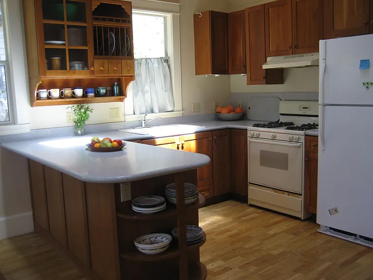 870 Islay St — Photo 7