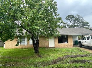 2613 W David Dr, Gulfport, MS 39503