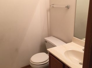 1118 Coneflower Ct, Minooka, IL 60447