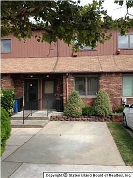1st image of 105 Stanwich St