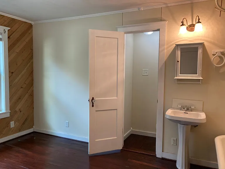 Bathroom #2