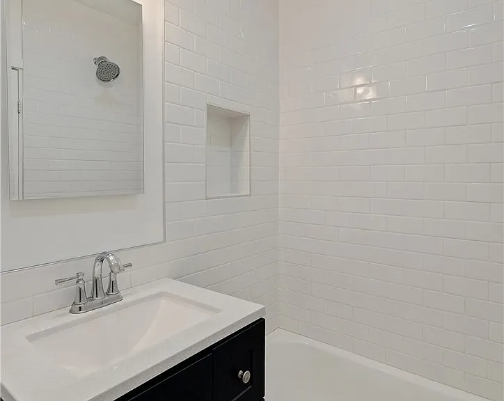 2216 Maricopa St — Photo 16