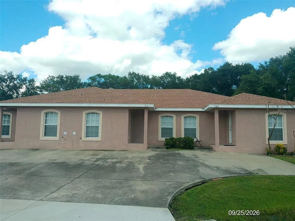 2 bed, 2.0 bath, 973 sqft, $1,100 — Photo 1