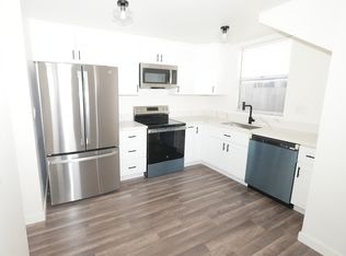 1953 Hornblend St, San Diego, CA 92109