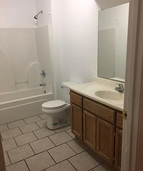 213 W Atkison St #C — Photo 9