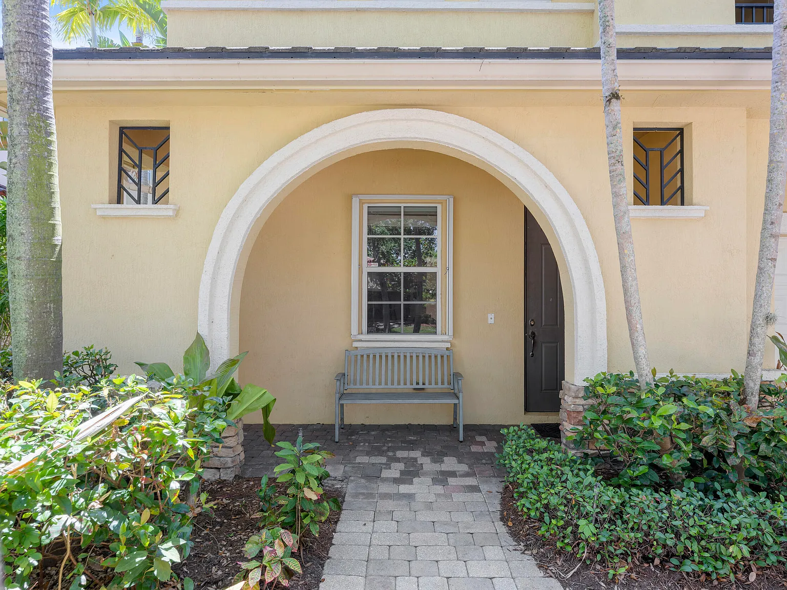 5 bed, 3.5 bath, 3007 sqft, $12,000 — Photo 4
